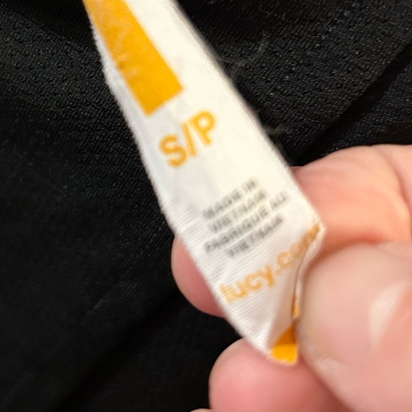 Lucy.com Black, split back, long sleeve top. Sz S - Picture 8 of 9